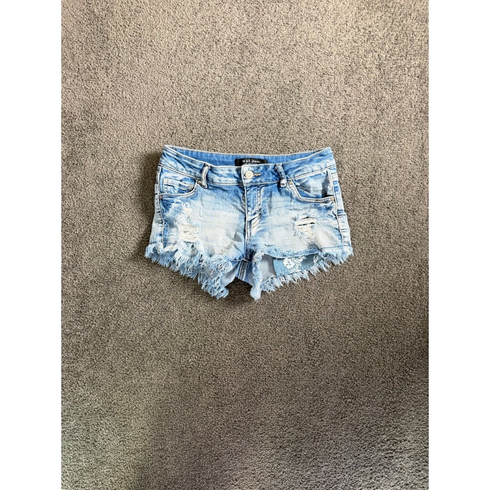Wax Jean Los Angeles Distressed Light Wash Floral Patch Denim Shorts Size Medium